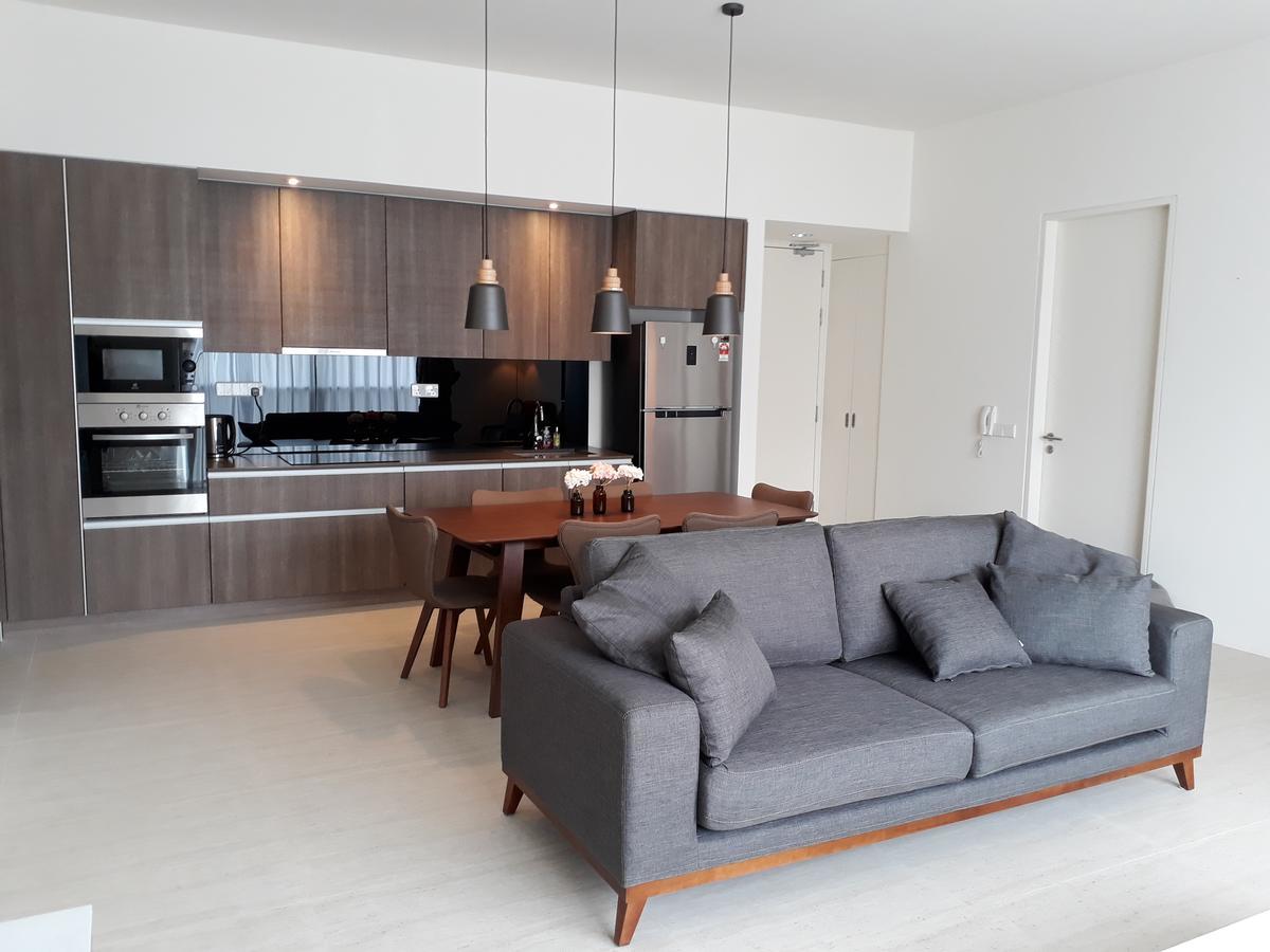 By The Sea Suites - Managed By Sdb Host Batu Feringgi Bagian luar foto