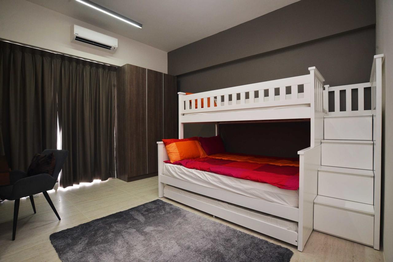 By The Sea Suites - Managed By Sdb Host Batu Feringgi Bagian luar foto