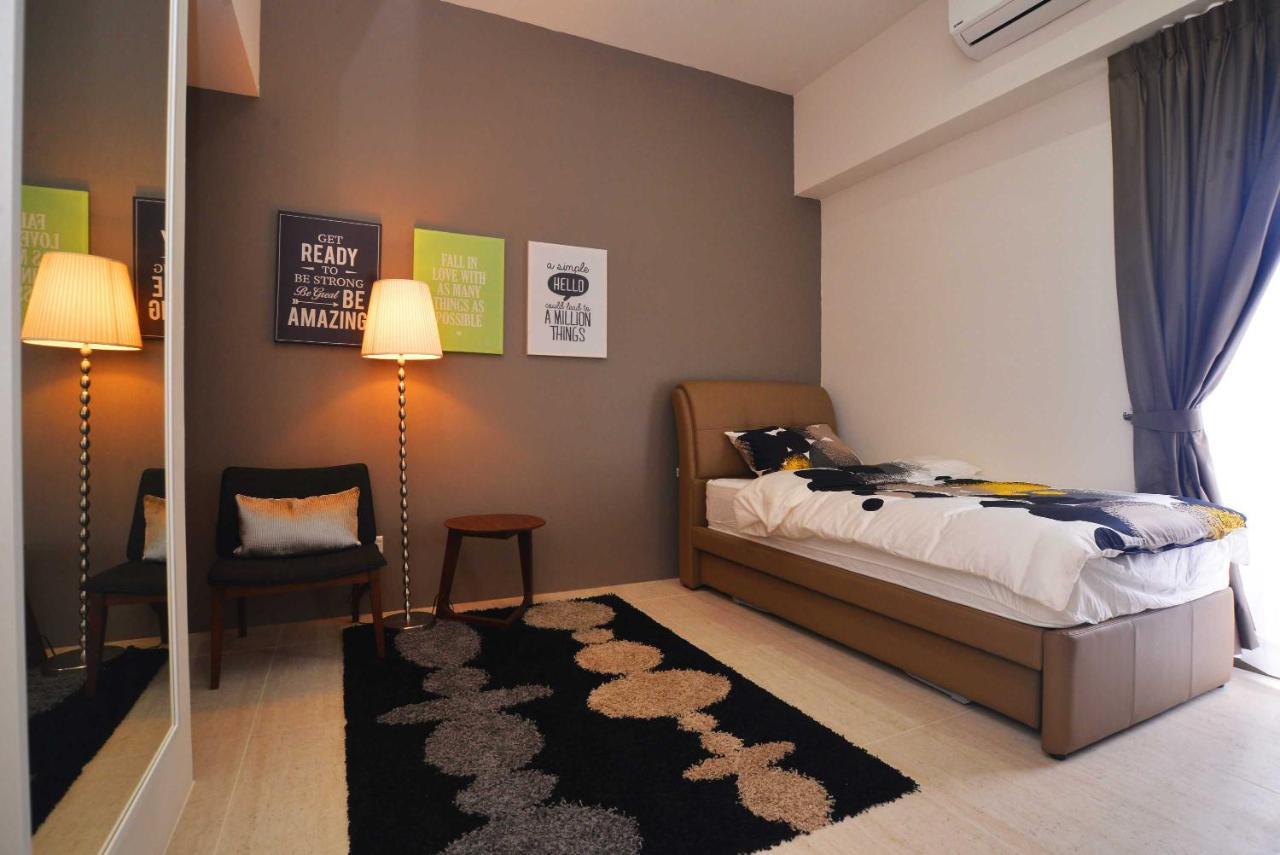 By The Sea Suites - Managed By Sdb Host Batu Feringgi Bagian luar foto