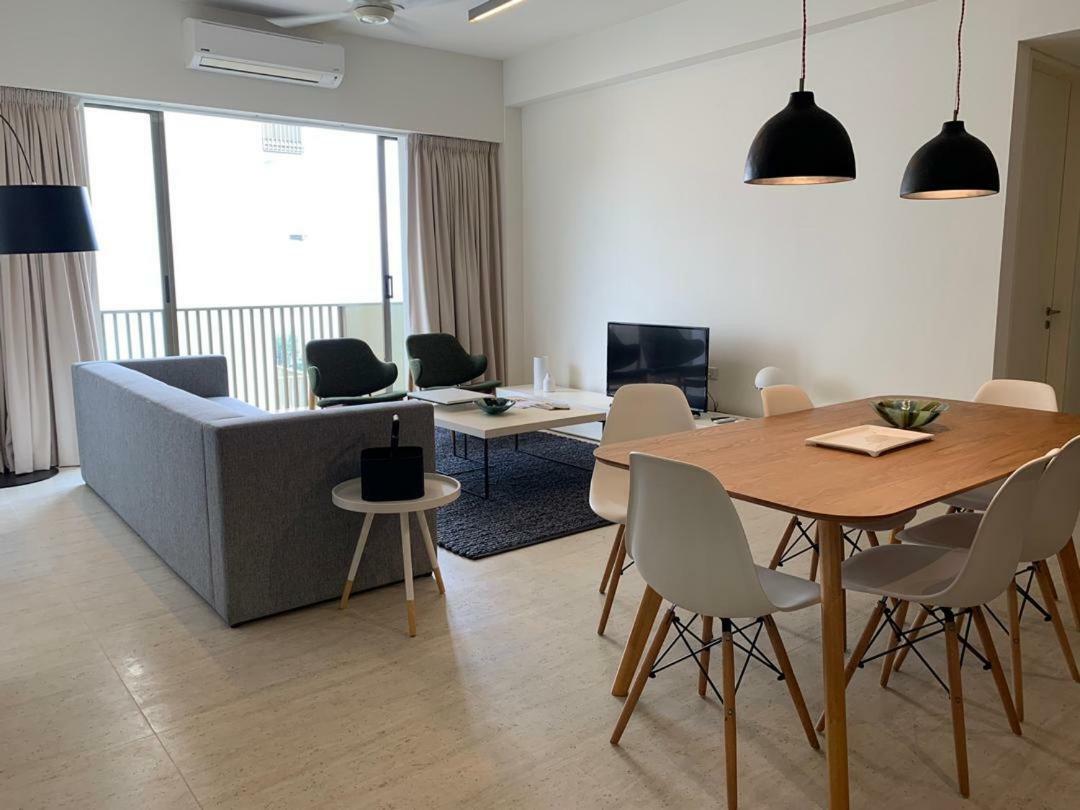 By The Sea Suites - Managed By Sdb Host Batu Feringgi Bagian luar foto