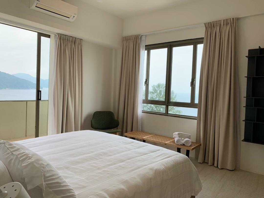 By The Sea Suites - Managed By Sdb Host Batu Feringgi Bagian luar foto